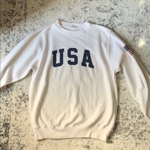 Brandy Melville USA sweatshirt